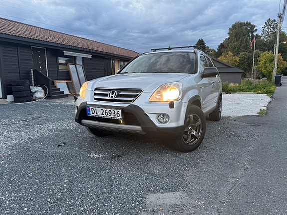 Honda CR-V 3 of 10