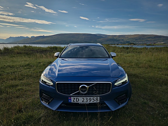 Volvo V90 8 of 30