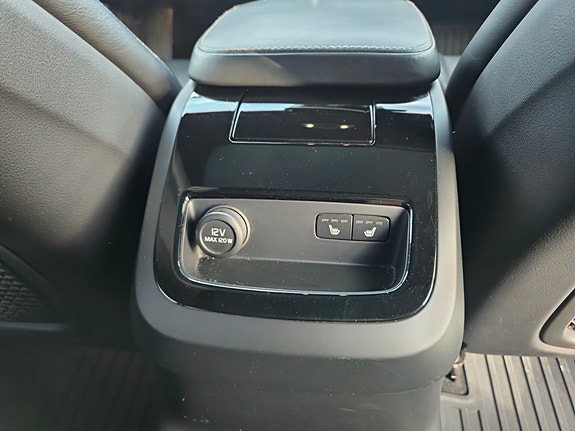 Volvo V90 24 of 30