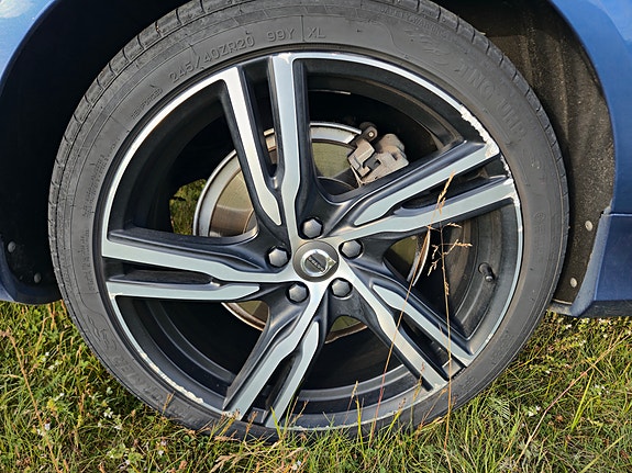 Volvo V90 13 of 30