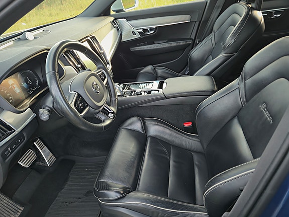 Volvo V90 28 of 30