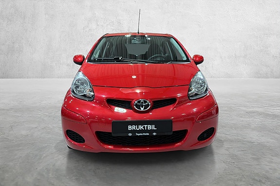 Toyota Aygo 9 of 19