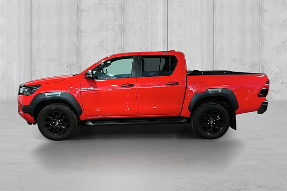 Toyota HiLux 4 of 23