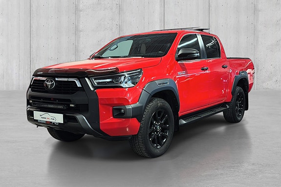 Toyota HiLux 3 of 23