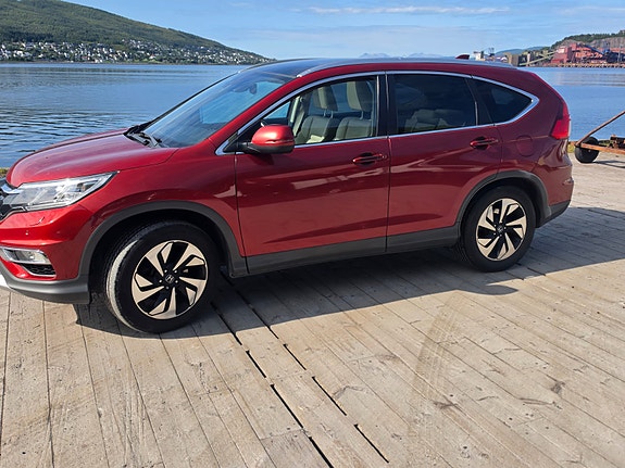Honda CR-V 2 of 8