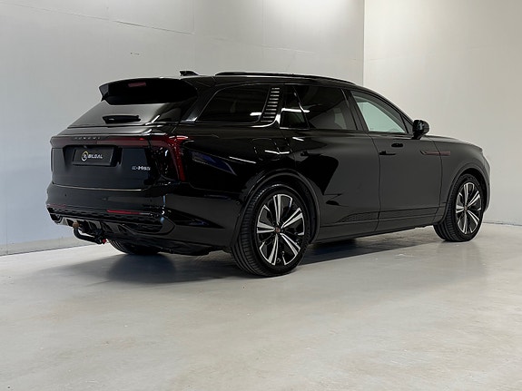 Hongqi E-HS9 15 of 29