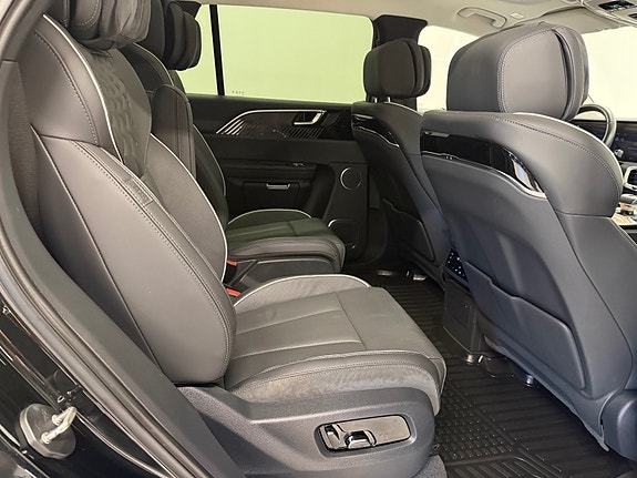 Hongqi E-HS9 29 of 29