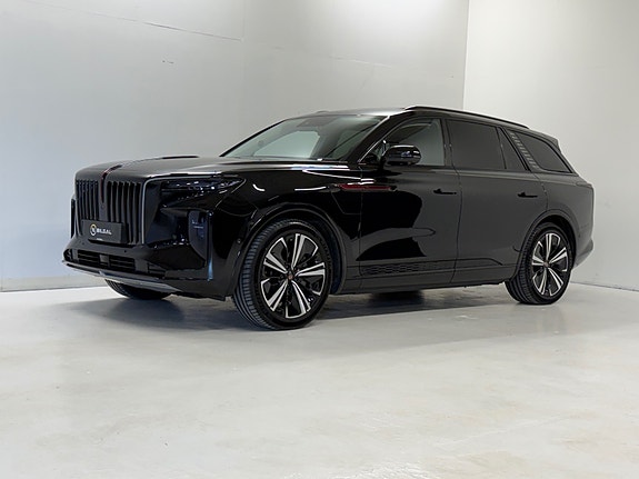 Hongqi E-HS9 8 of 29