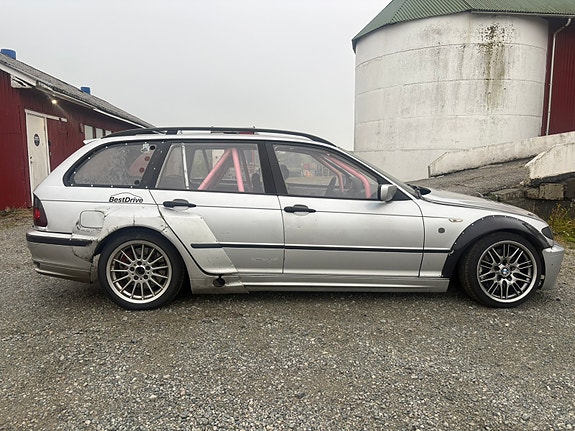 BMW 316i 6 of 22