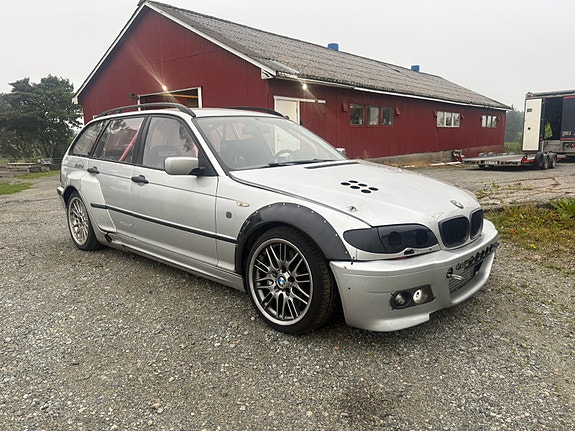 BMW 316i 7 of 22