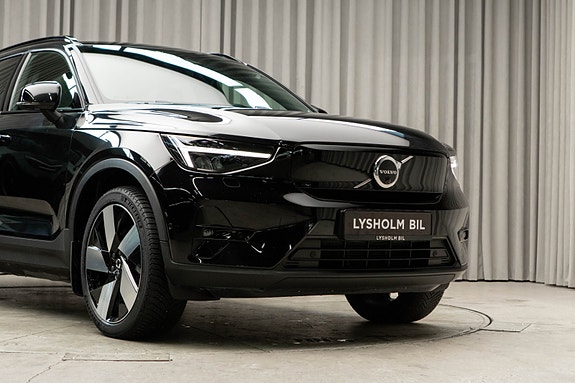Volvo XC40 29 of 30