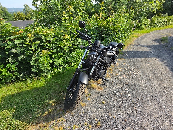 Honda CMX 500 Rebel 4 of 5