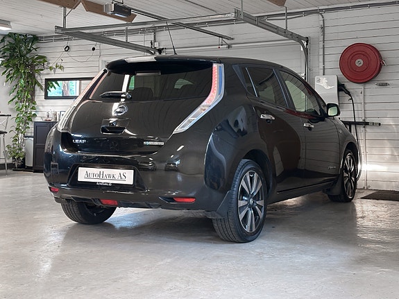 Nissan Leaf 5 of 30