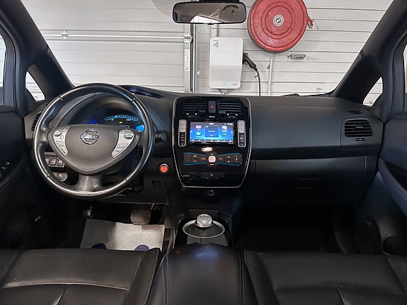 Nissan Leaf 13 of 30