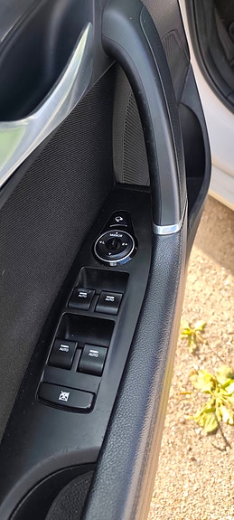 Hyundai i40 15 of 30