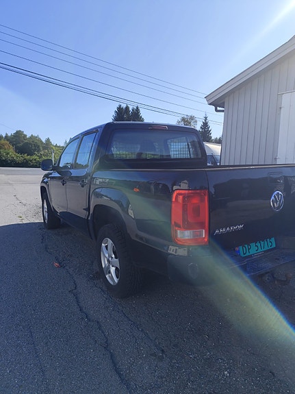 Volkswagen Amarok 11 of 12