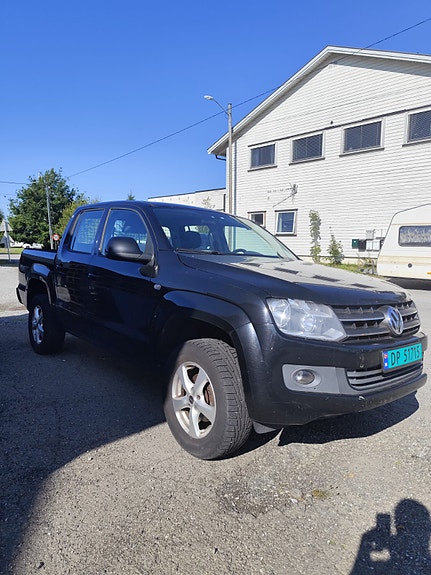 Volkswagen Amarok 10 of 12