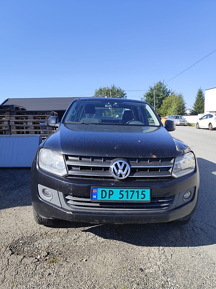 Volkswagen Amarok 12 of 12