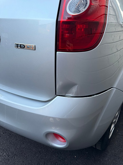 Ford Fiesta 12 of 28