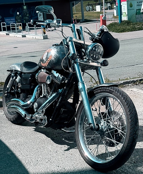 Harley-Davidson DYNA WIDE GLIDE 4 of 9