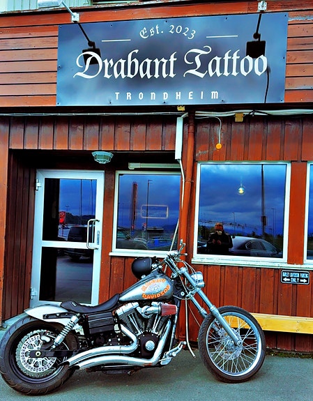 Harley-Davidson DYNA WIDE GLIDE 7 of 9