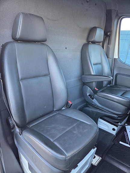Mercedes-Benz Sprinter 516 23 of 24
