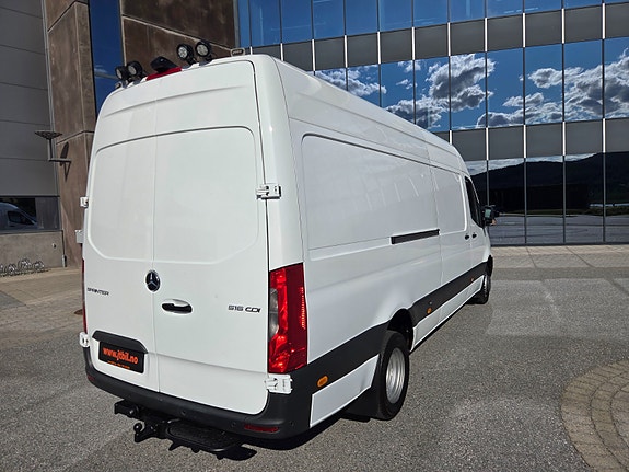 Mercedes-Benz Sprinter 516 8 of 24