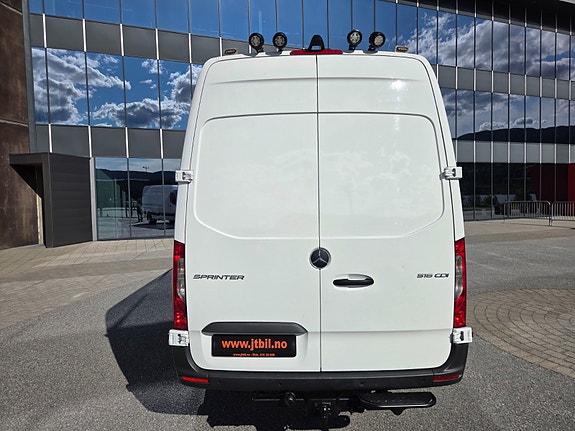 Mercedes-Benz Sprinter 516 11 of 24