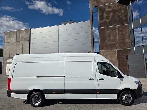 Mercedes-Benz Sprinter 516 14 of 24