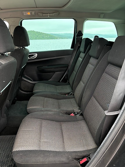 Peugeot 307 SW 10 of 10