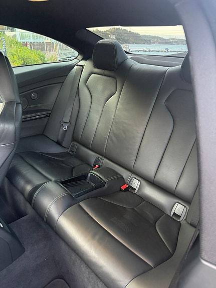 BMW M4 17 of 18