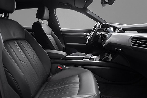 Audi e-tron Sportback 26 of 27