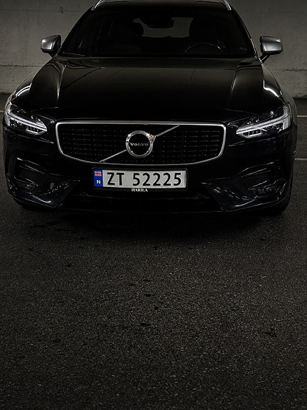 Volvo V90 2 of 30