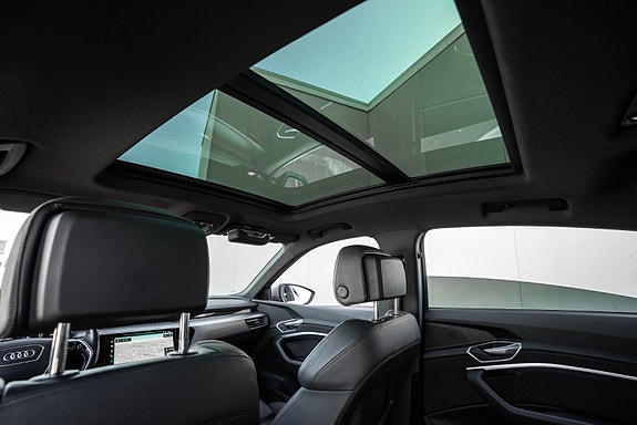Audi e-tron Sportback 25 of 30