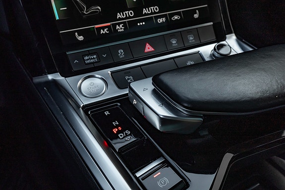 Audi e-tron Sportback 23 of 30