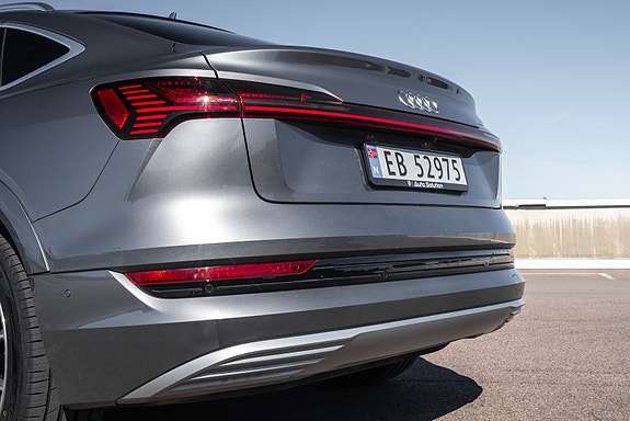 Audi e-tron Sportback 12 of 30