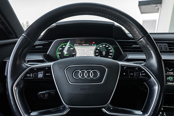 Audi e-tron Sportback 30 of 30