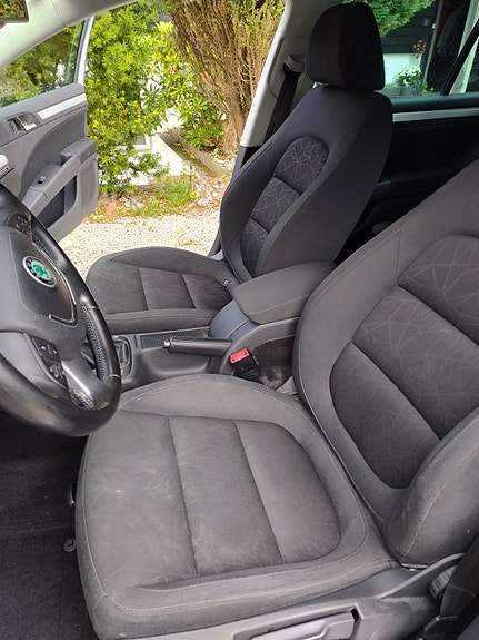 Skoda Superb 19 of 30