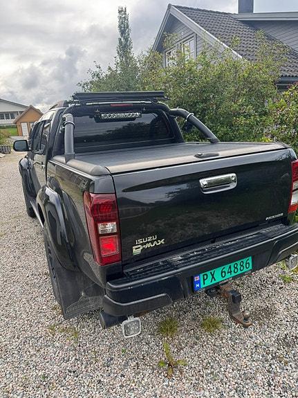 Isuzu D-max 3 of 15
