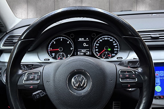 Volkswagen Passat 20 of 30