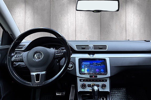 Volkswagen Passat 9 of 30