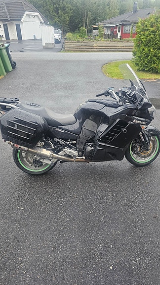 Kawasaki GTR 1400 7 of 7