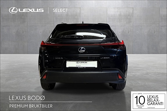 Lexus UX250h 5 of 22