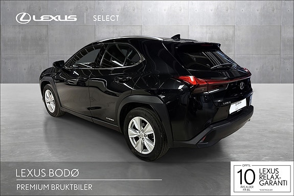Lexus UX250h 4 of 22
