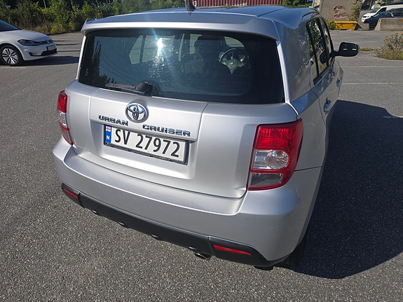 Toyota Urban Cruiser 8 of 30