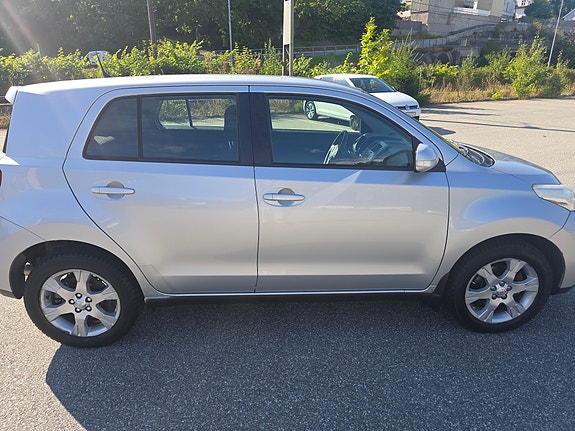 Toyota Urban Cruiser 17 of 30