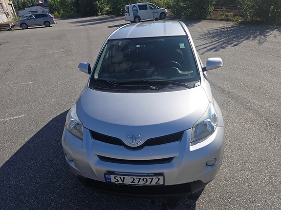 Toyota Urban Cruiser 13 of 30