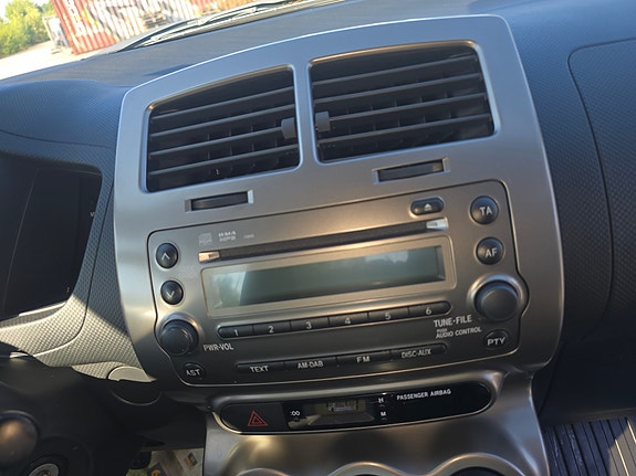 Toyota Urban Cruiser 30 of 30