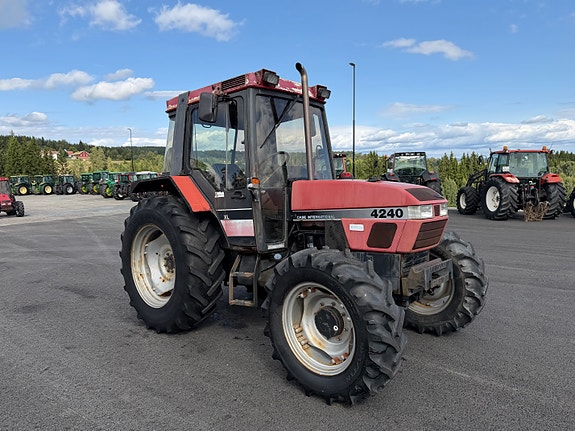 CASE IH 4240 XL 21 of 30