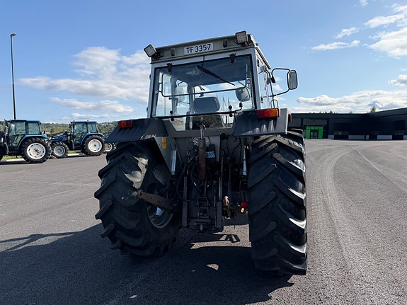 Massey Ferguson 372 16 of 30